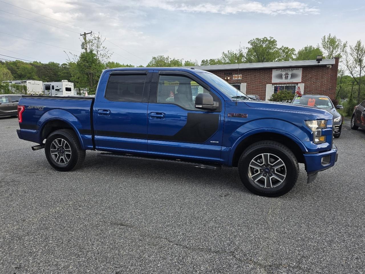 Ford F-150 XLT SuperCrew 5.5-ft. Bed 4WD 2017