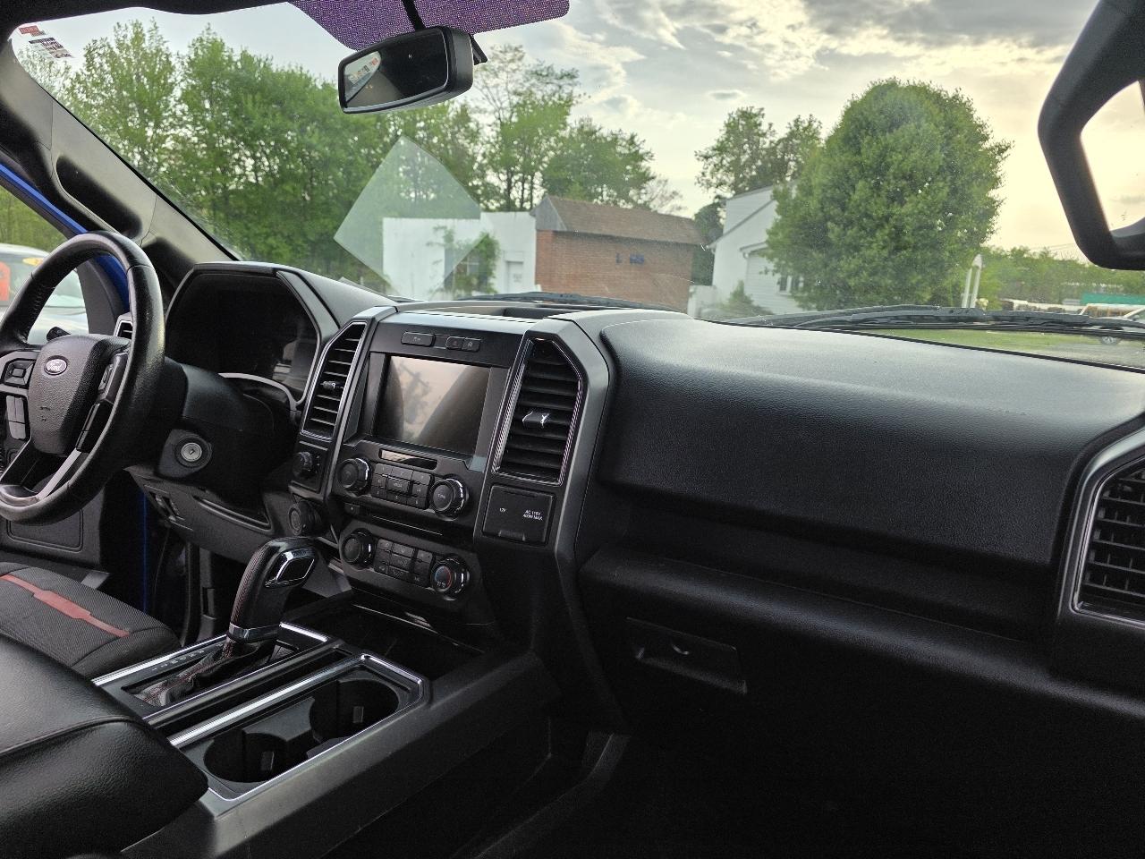 Ford F-150 XLT SuperCrew 5.5-ft. Bed 4WD 2017