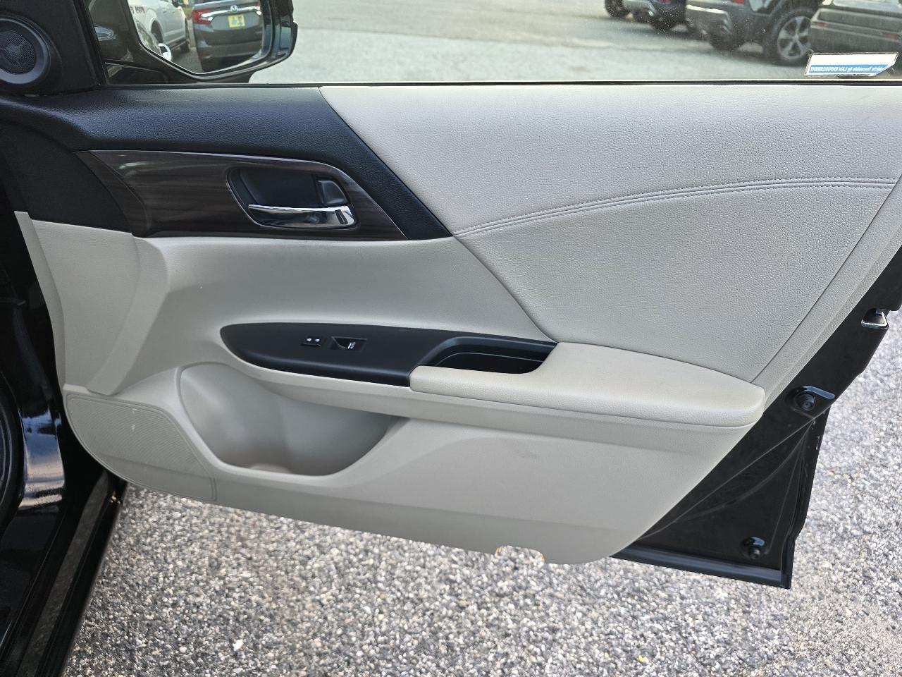 Honda Accord Hybrid Base 2017