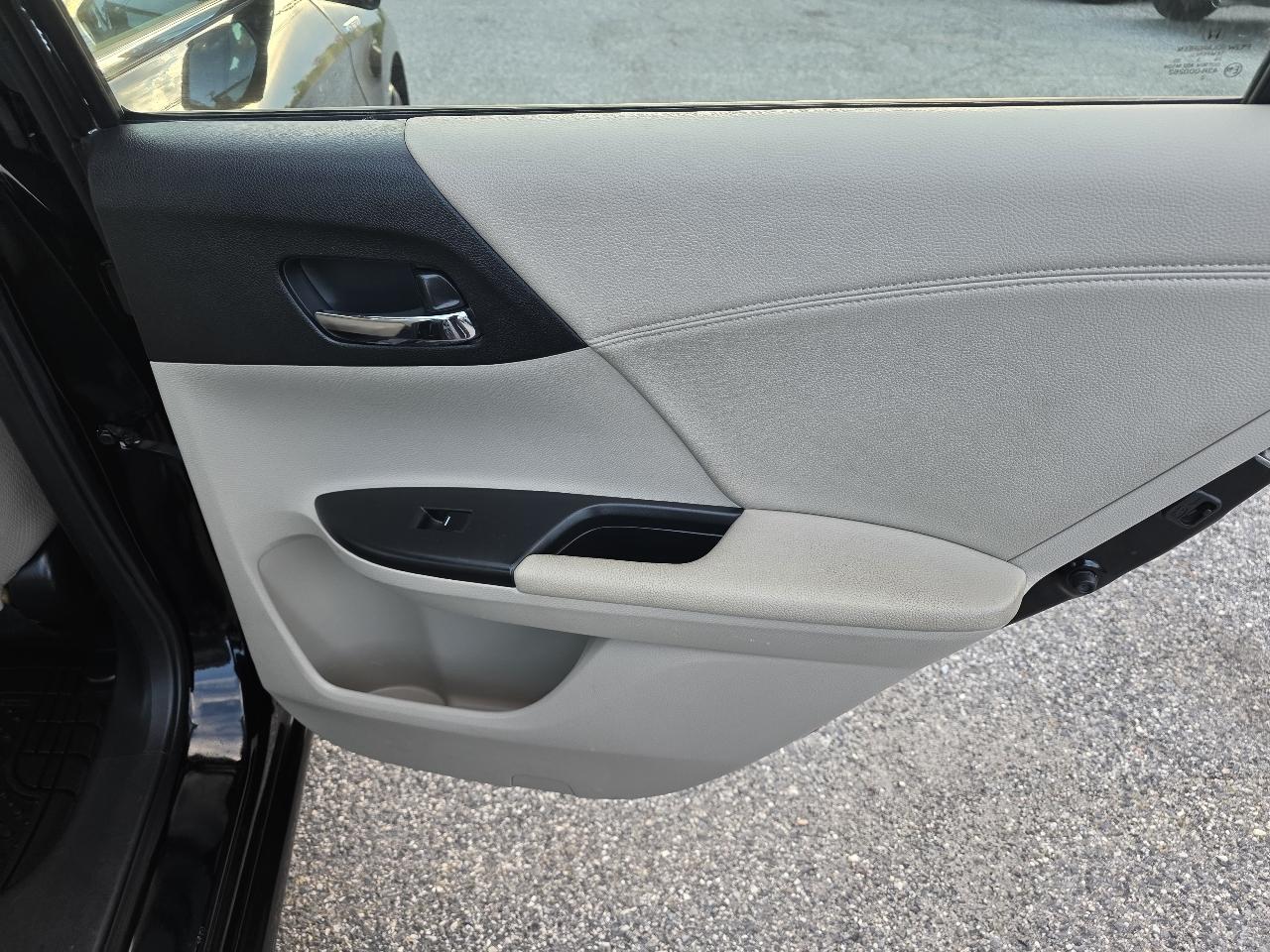 Honda Accord Hybrid Base 2017