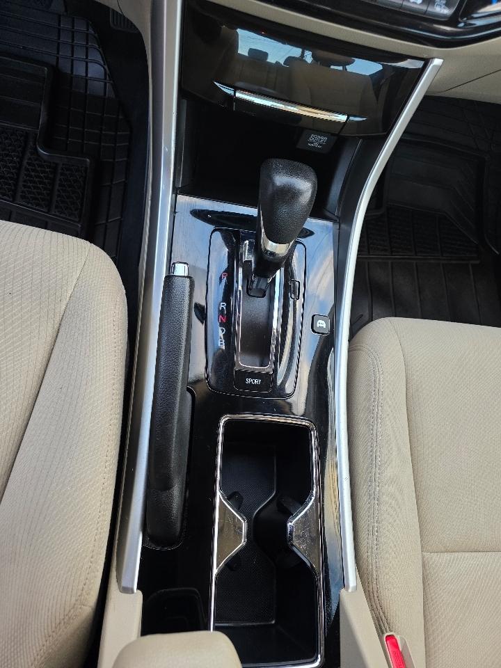 Honda Accord Hybrid Base 2017