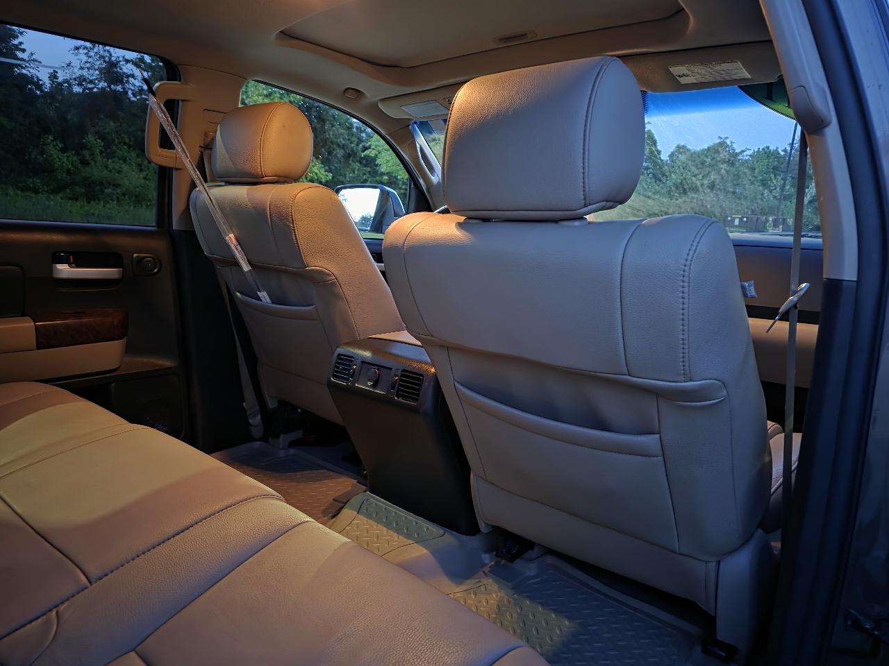 Toyota Tundra Limited 5.7L CrewMax 4WD 2011