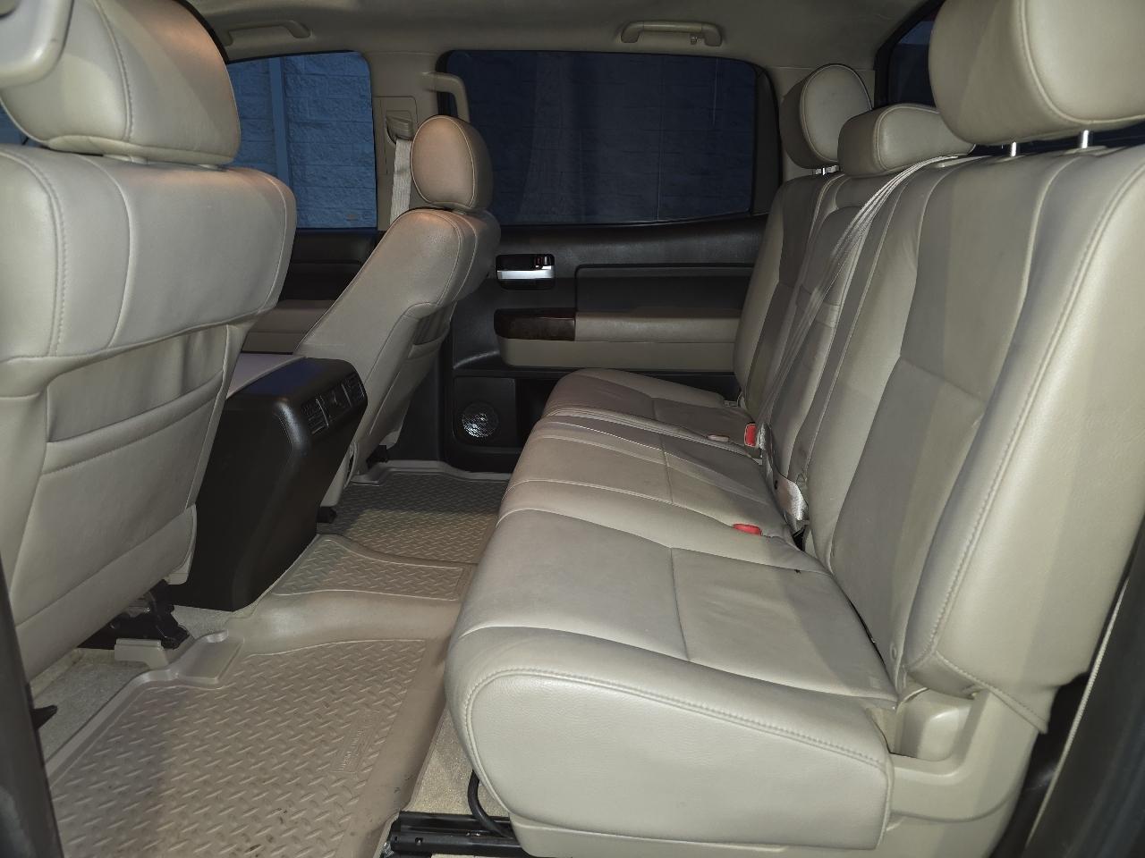 Toyota Tundra Limited 5.7L CrewMax 4WD 2011