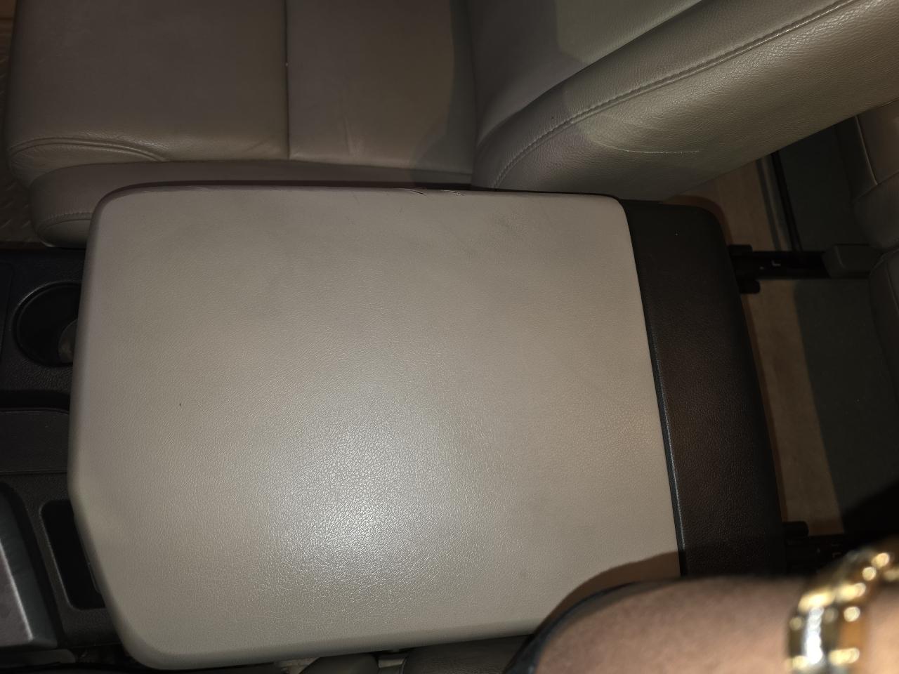 Toyota Tundra Limited 5.7L CrewMax 4WD 2011