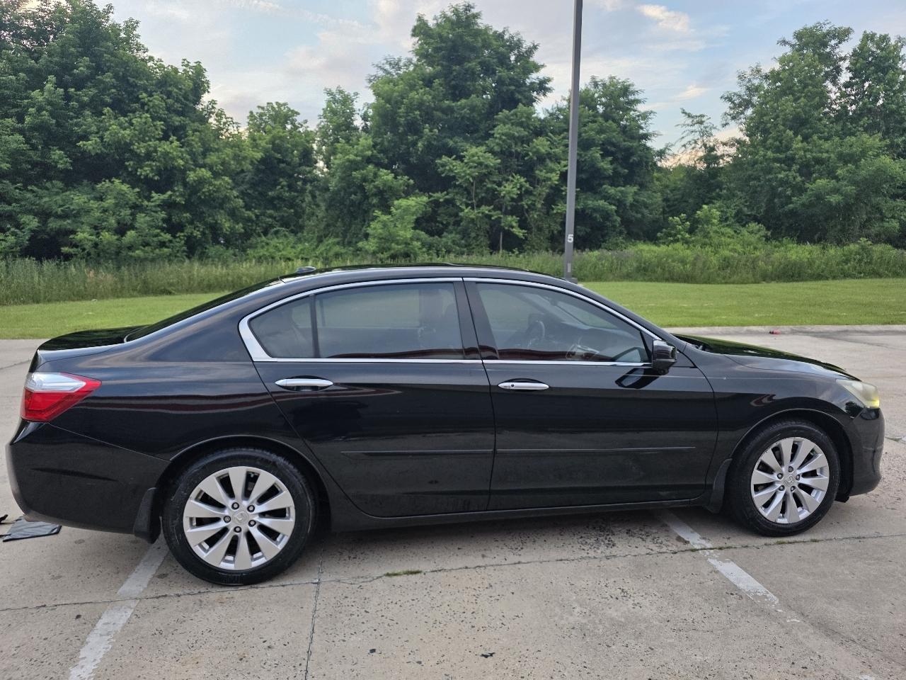 Honda Accord EX-L V6 Sedan AT 2013