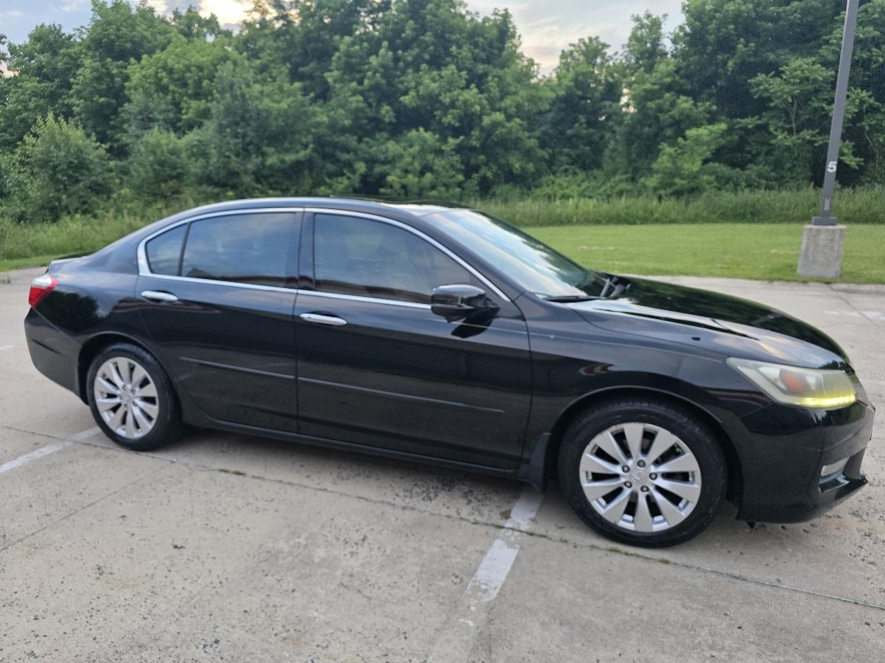 Honda Accord EX-L V6 Sedan AT 2013