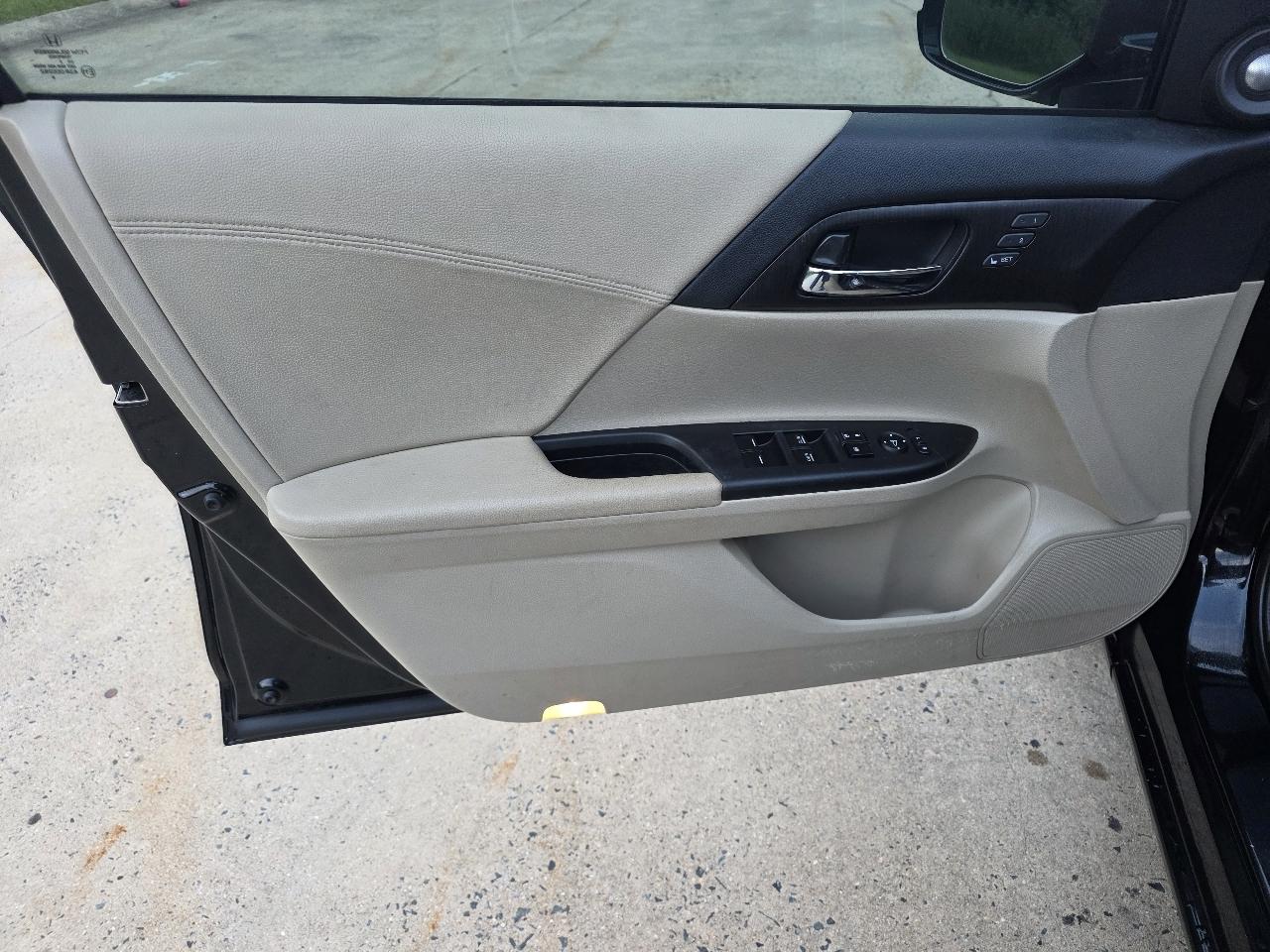 Honda Accord EX-L V6 Sedan AT 2013