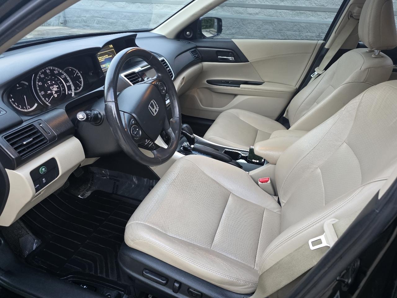 Honda Accord EX-L V6 Sedan AT 2013