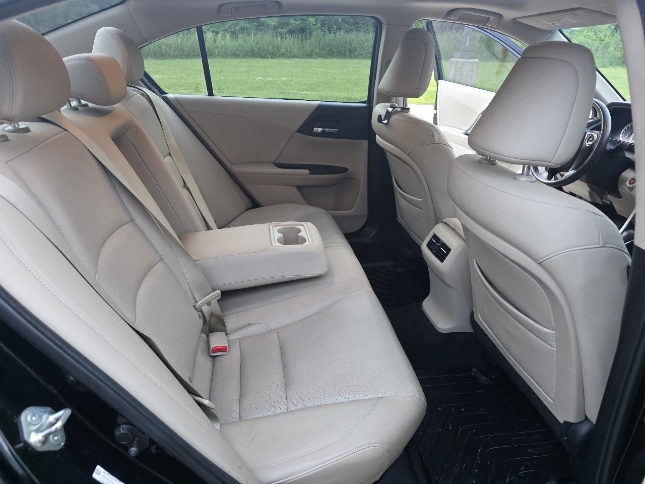 Honda Accord EX-L V6 Sedan AT 2013