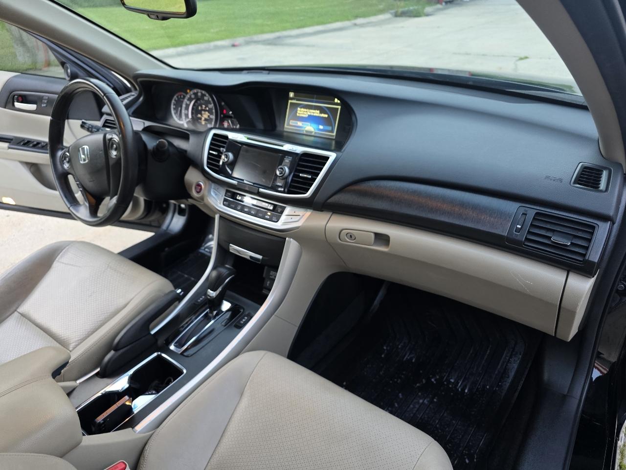 Honda Accord EX-L V6 Sedan AT 2013