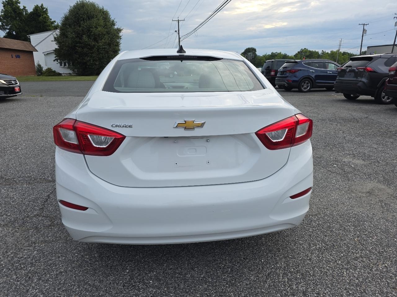 Chevrolet Cruze LS Auto 2016