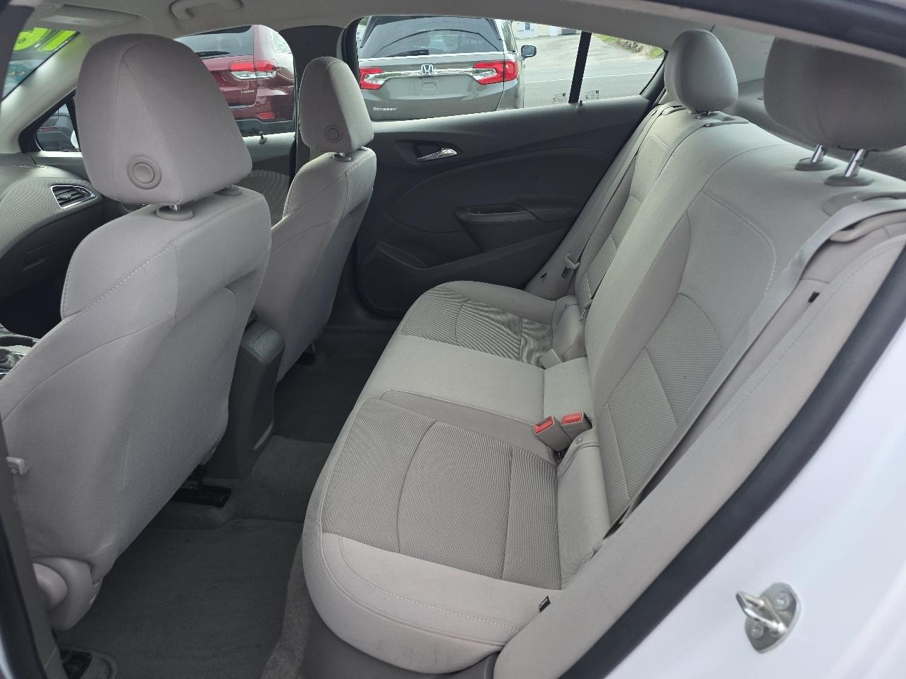 Chevrolet Cruze LS Auto 2016