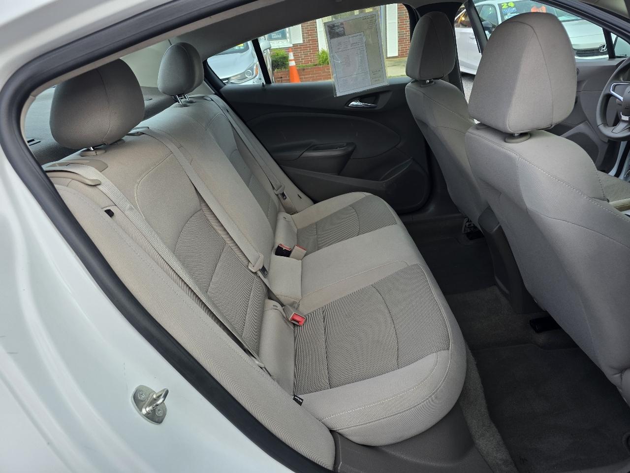 Chevrolet Cruze LS Auto 2016