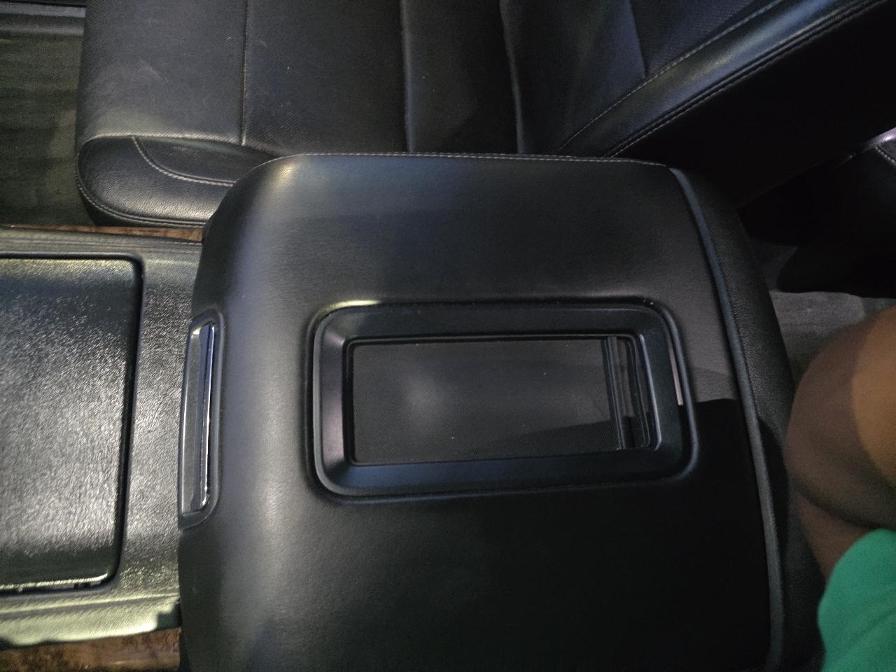 Chevrolet Suburban LTZ 1500 4WD 2015