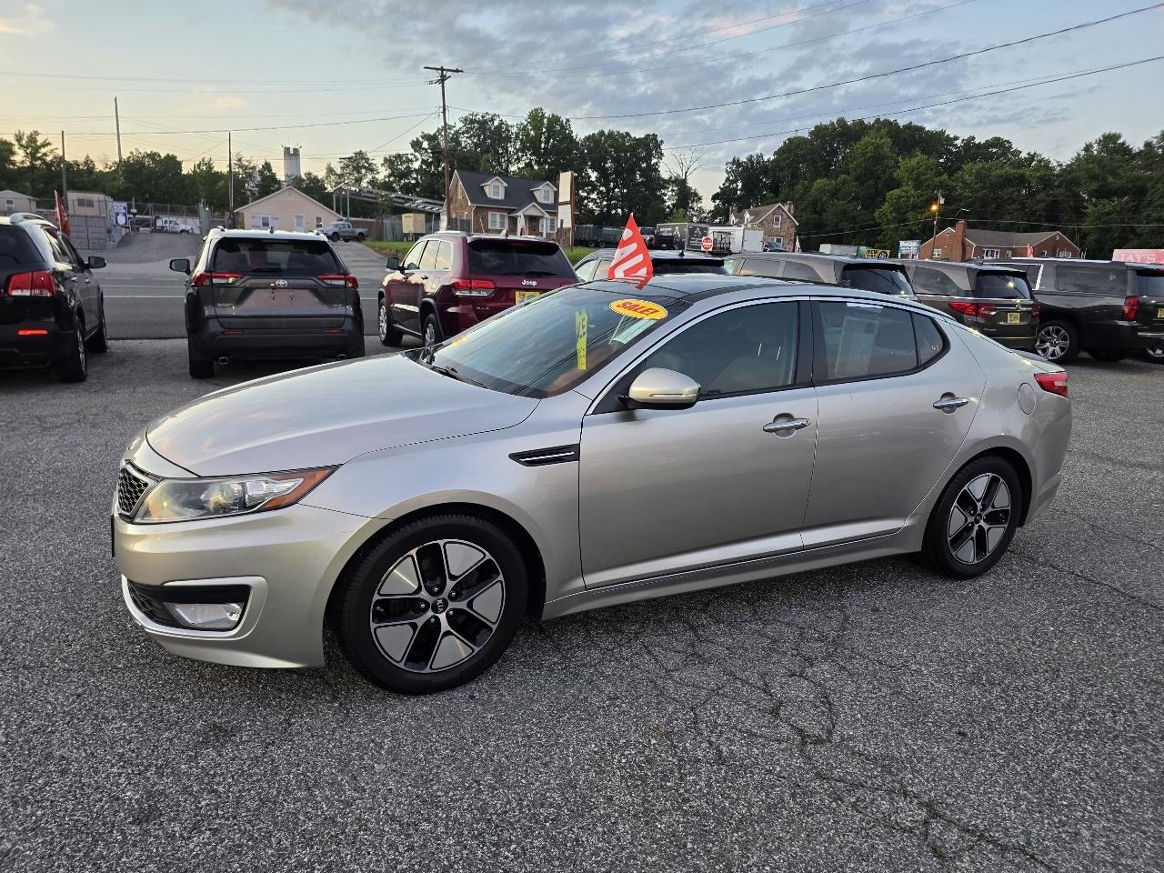Kia Optima Hybrid Sedan 2012