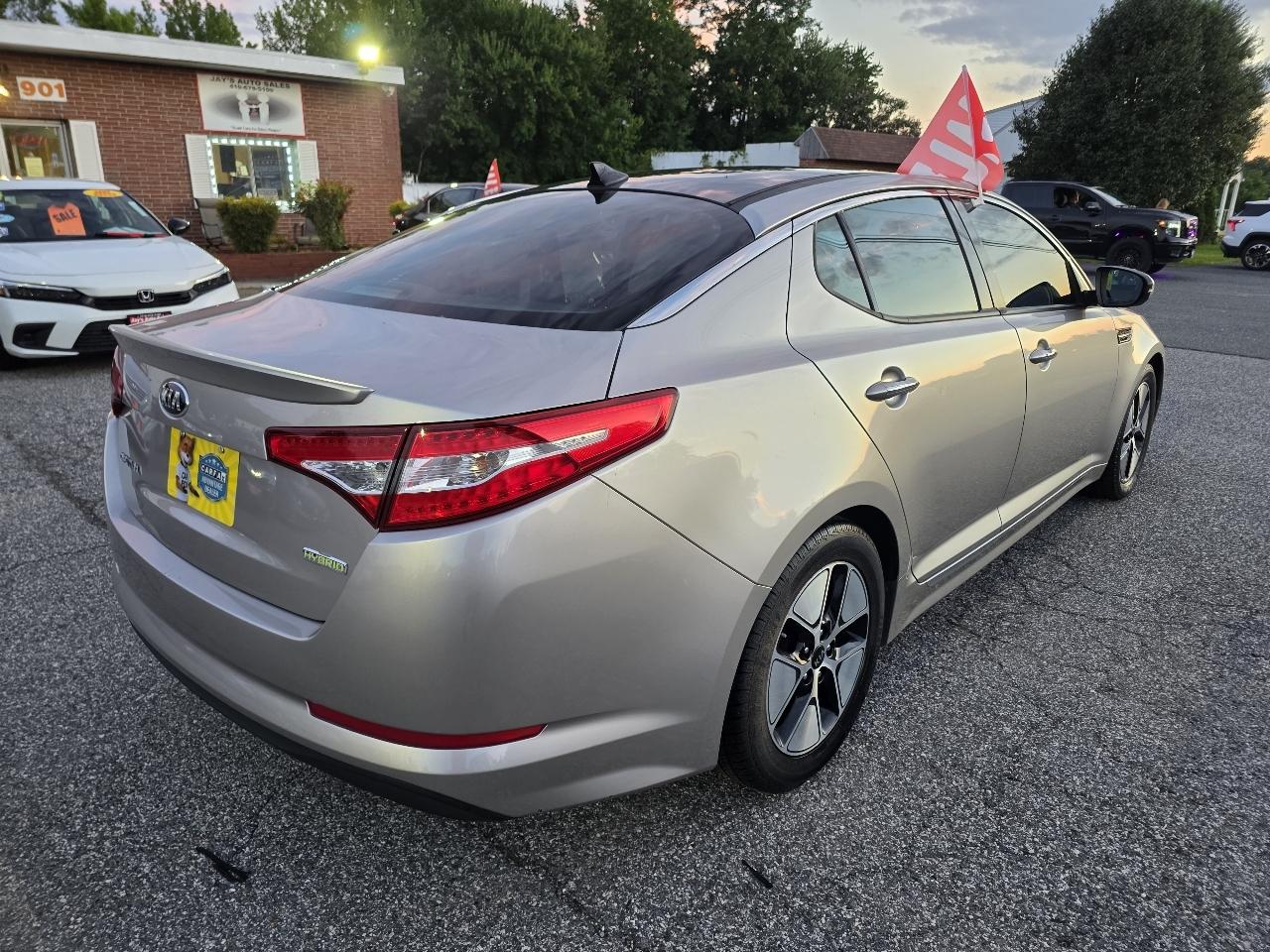Kia Optima Hybrid Sedan 2012