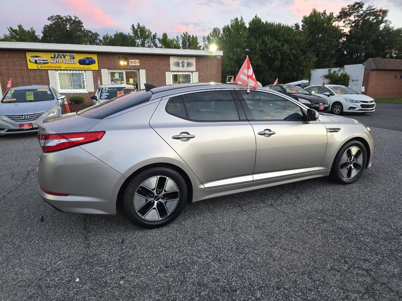 Kia Optima Hybrid Sedan 2012
