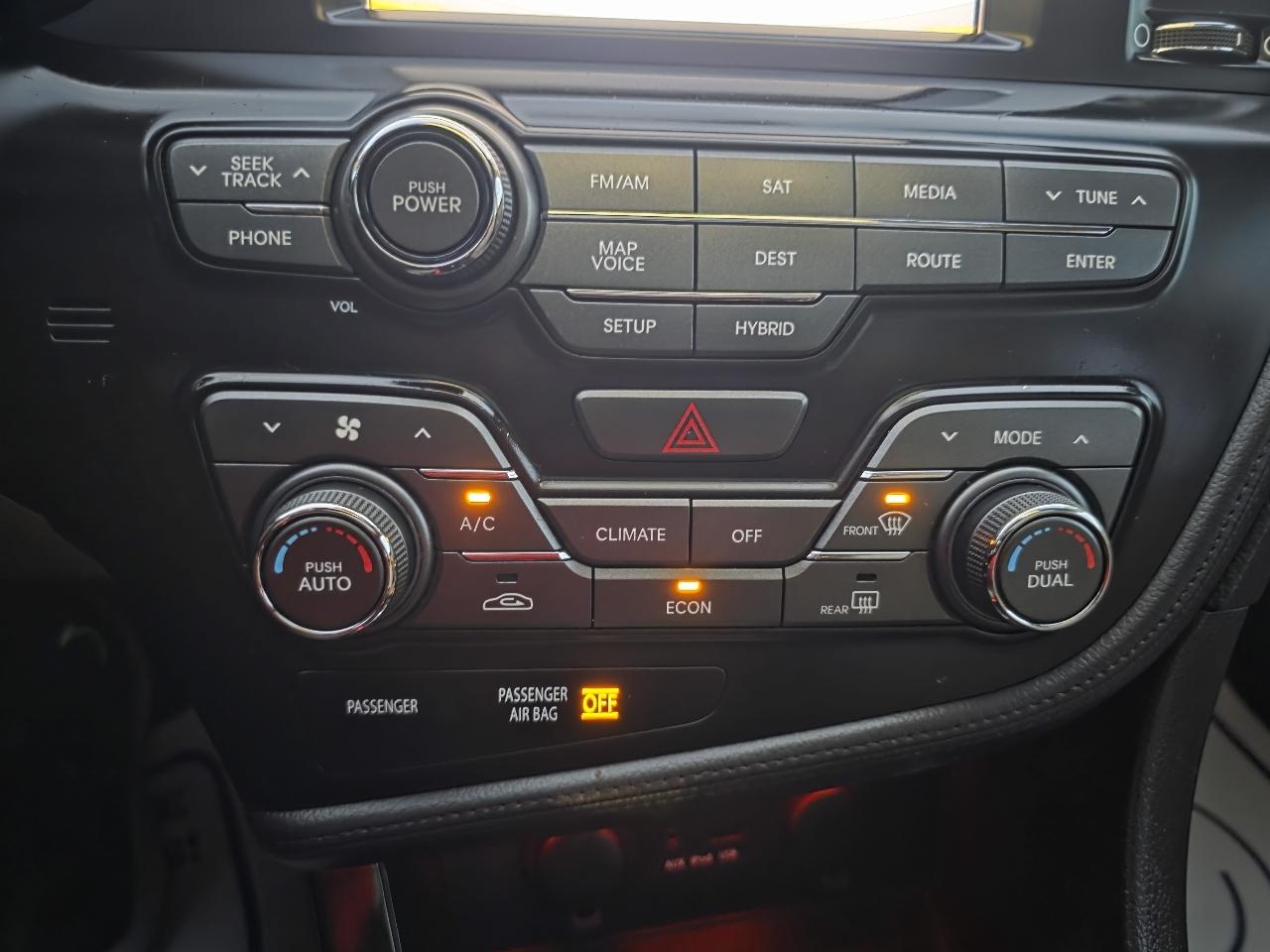 Kia Optima Hybrid Sedan 2012