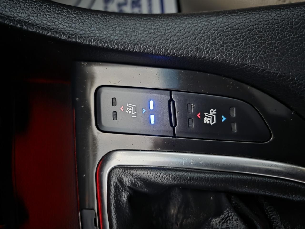 Kia Optima Hybrid Sedan 2012