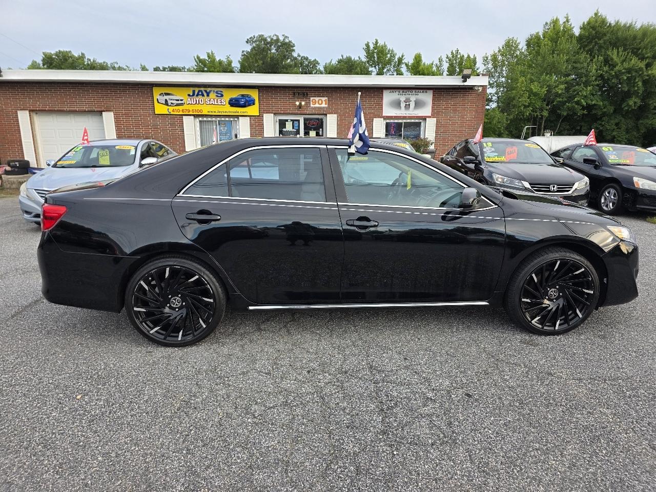 Toyota Camry LE 2013