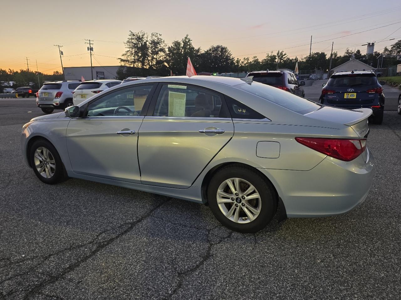 Hyundai Sonata GLS Manual 2012