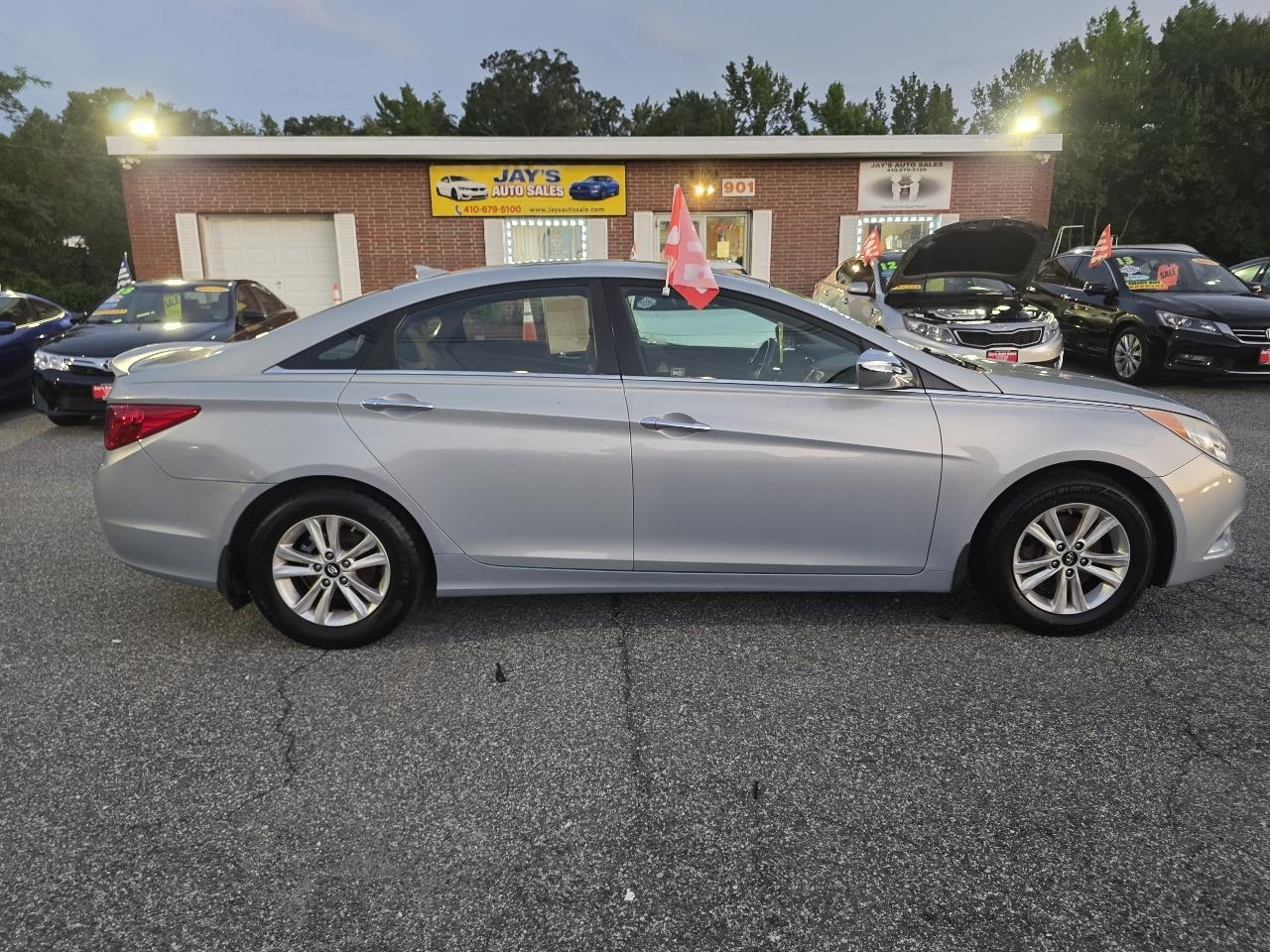 Hyundai Sonata GLS Manual 2012