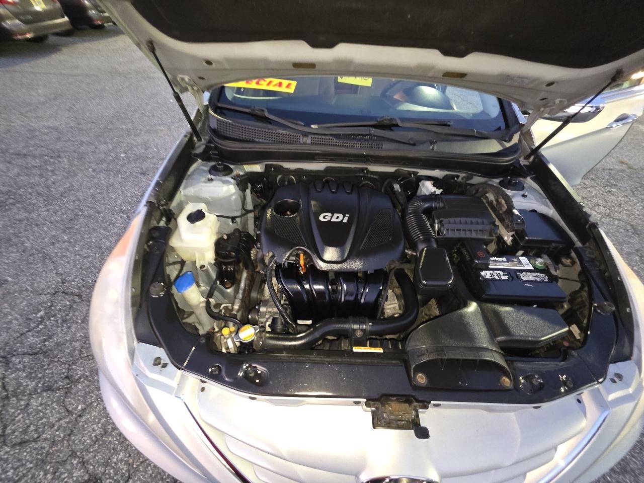 Hyundai Sonata GLS Manual 2012