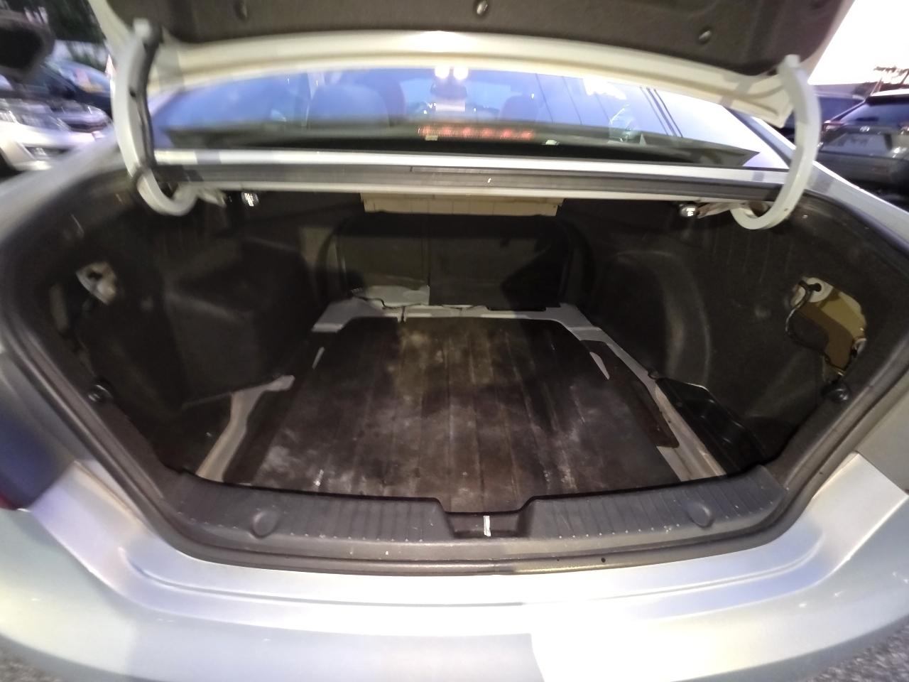Hyundai Sonata GLS Manual 2012