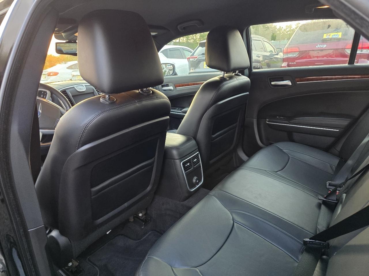 Chrysler 300 RWD 2014