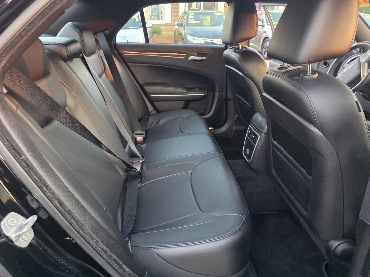 Chrysler 300 RWD 2014
