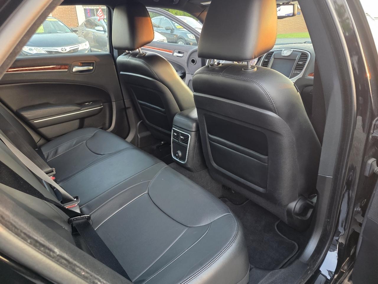 Chrysler 300 RWD 2014