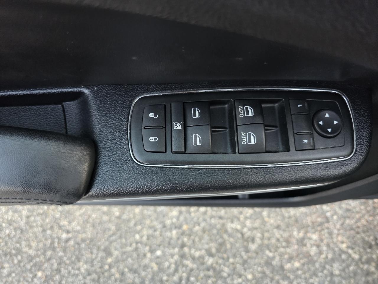 Chrysler 300 RWD 2014