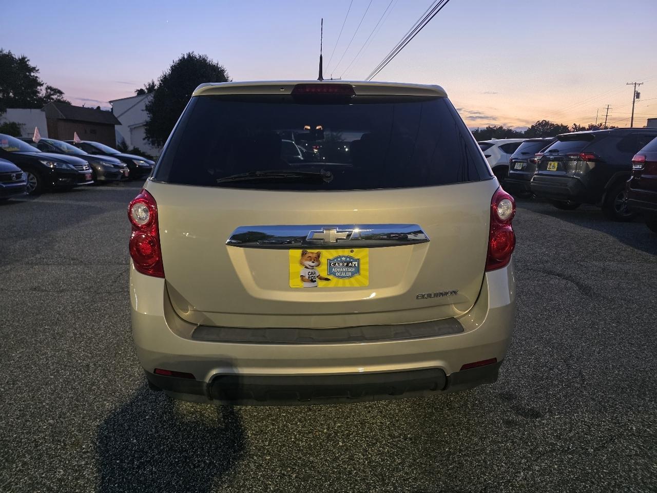Chevrolet Equinox LS 2WD 2011