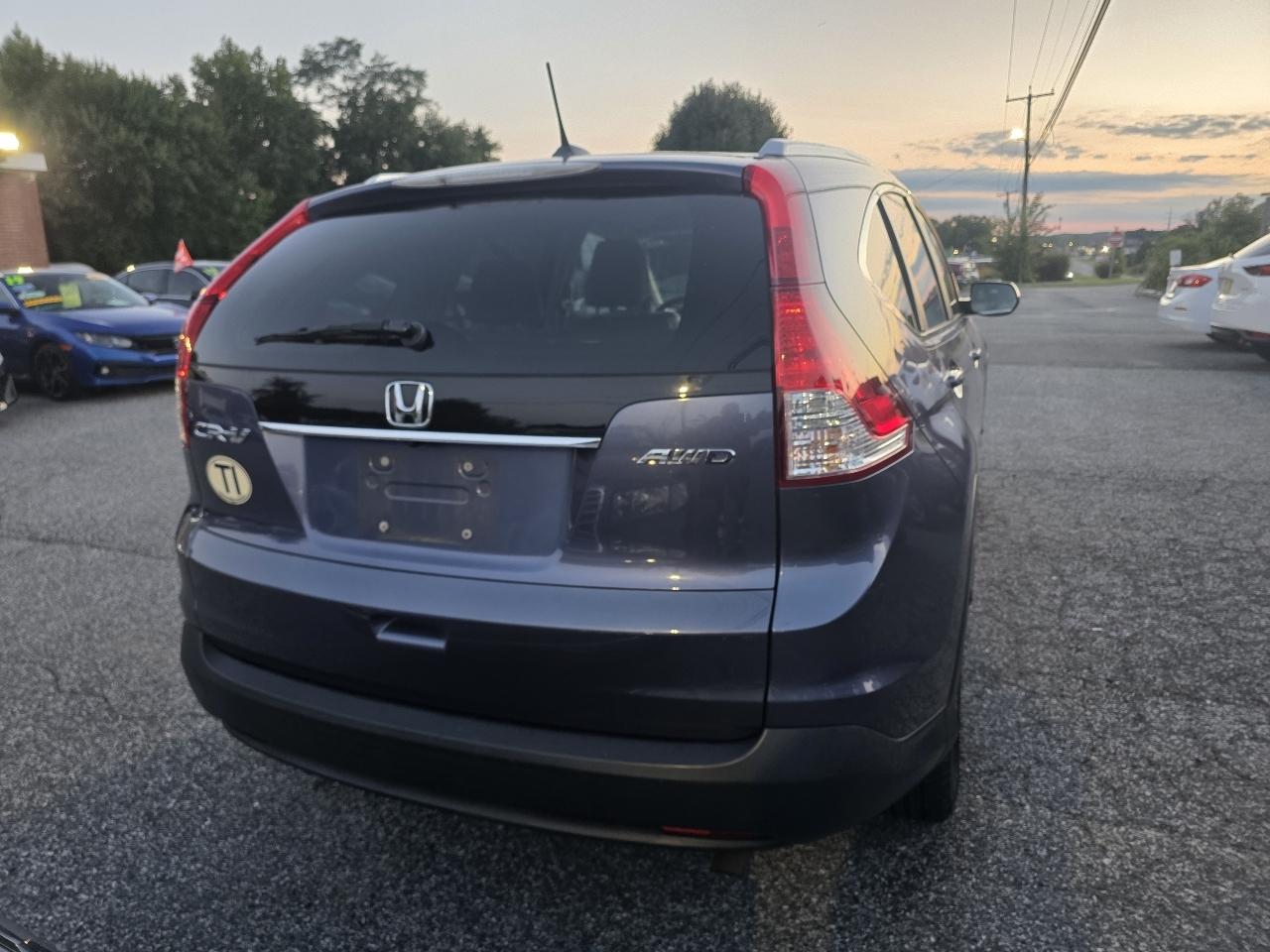Honda CR-V EX-L 4WD 5-Speed AT 2013