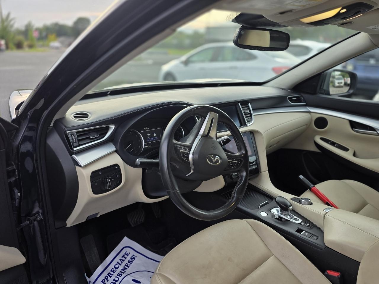 Infiniti QX50 LUXE AWD 2020