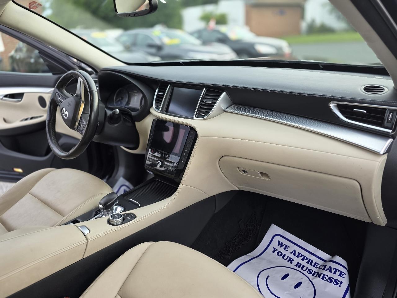 Infiniti QX50 LUXE AWD 2020