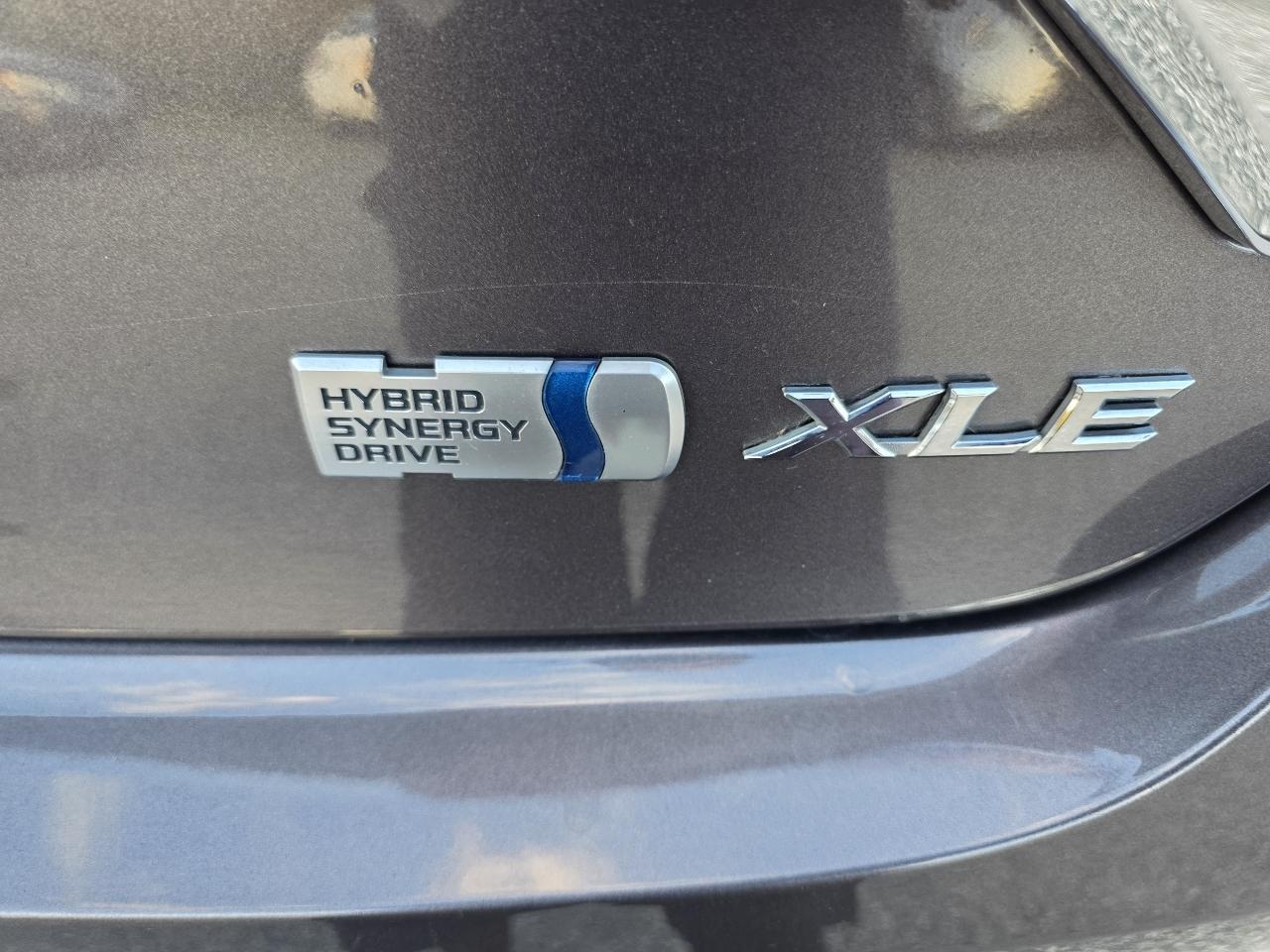 Toyota Camry Hybrid XLE 2015
