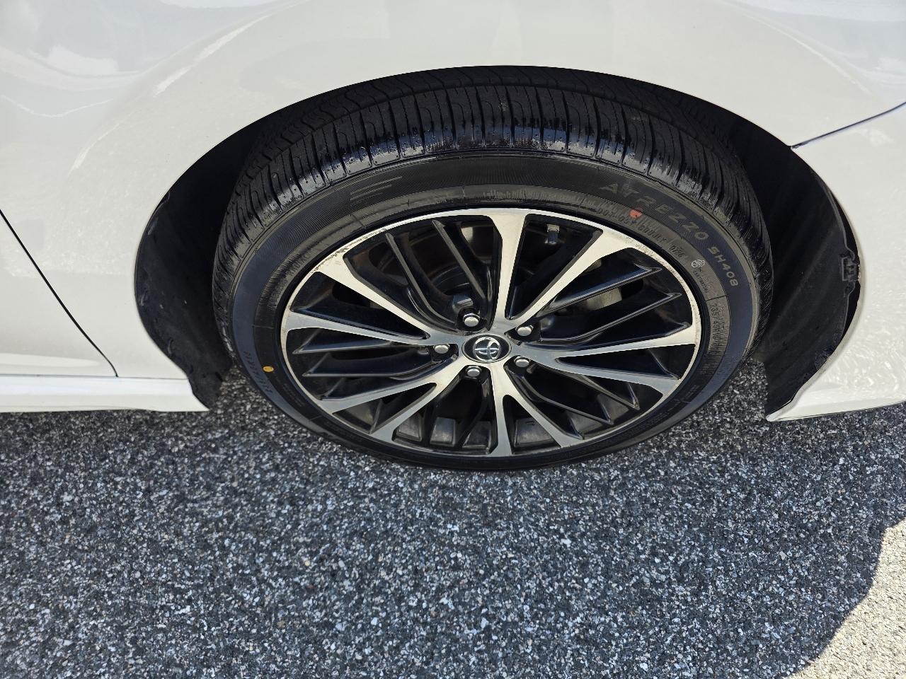Toyota Camry SE 2019