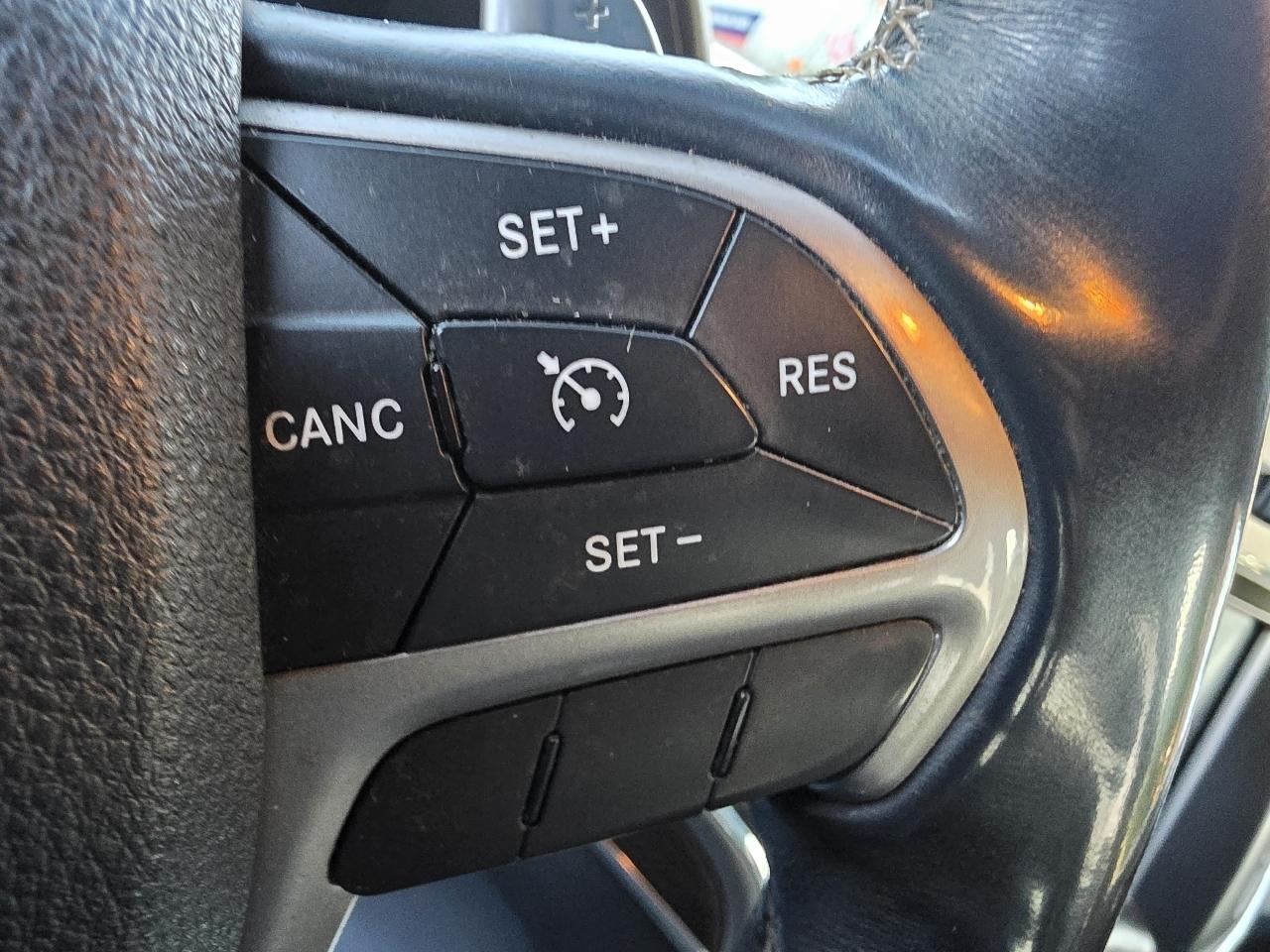 Jeep Grand Cherokee Overland 4WD 2017