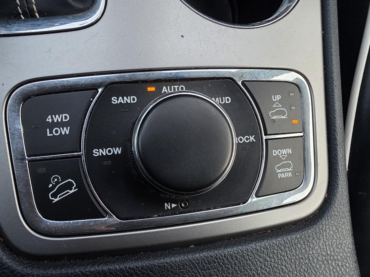 Jeep Grand Cherokee Overland 4WD 2017
