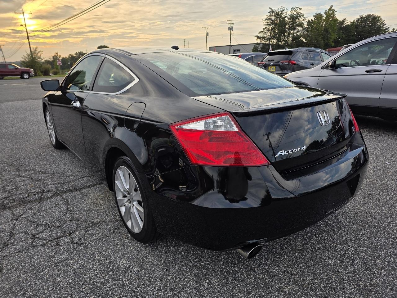 Honda Accord EX-L V-6 Coupe AT 2009