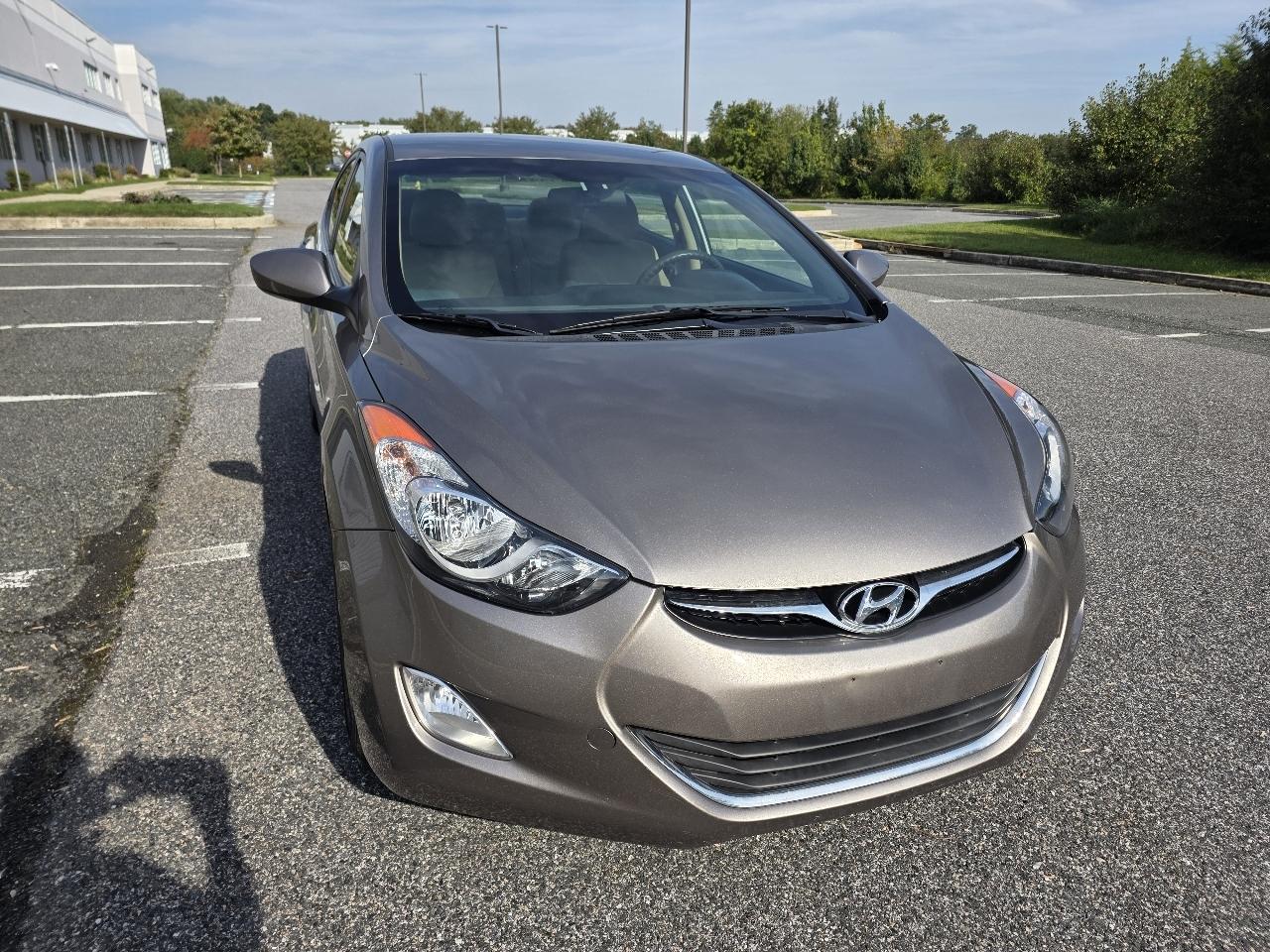 Hyundai Elantra GLS A/T 2013