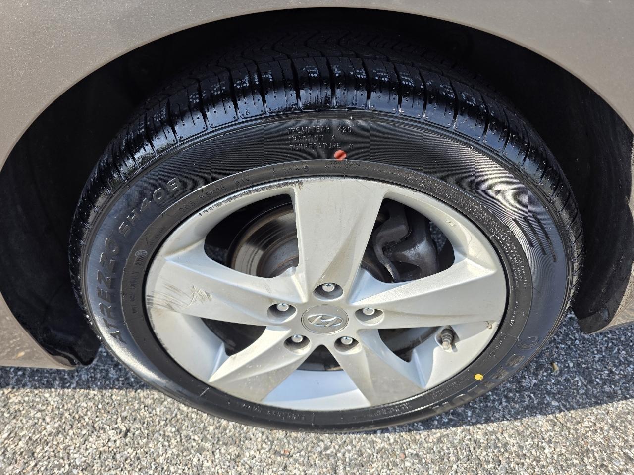 Hyundai Elantra GLS A/T 2013