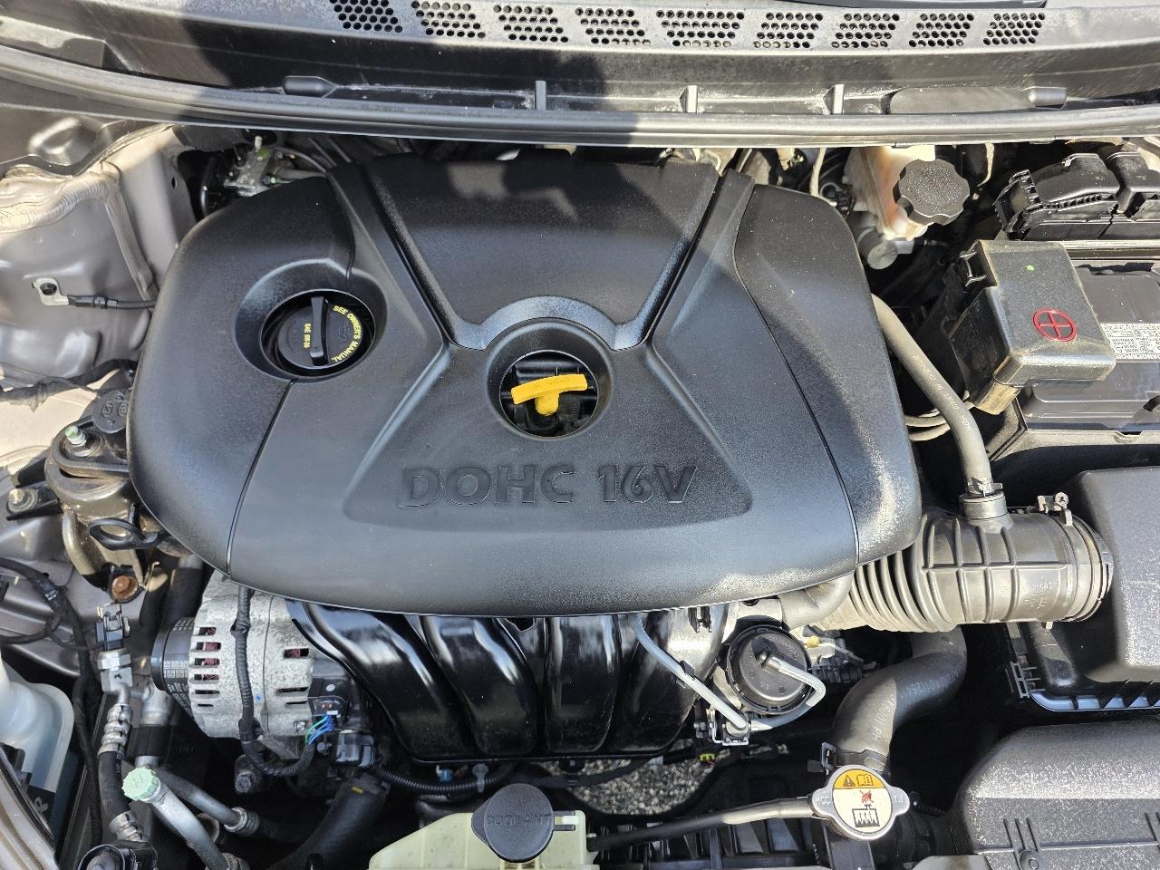 Hyundai Elantra GLS A/T 2013