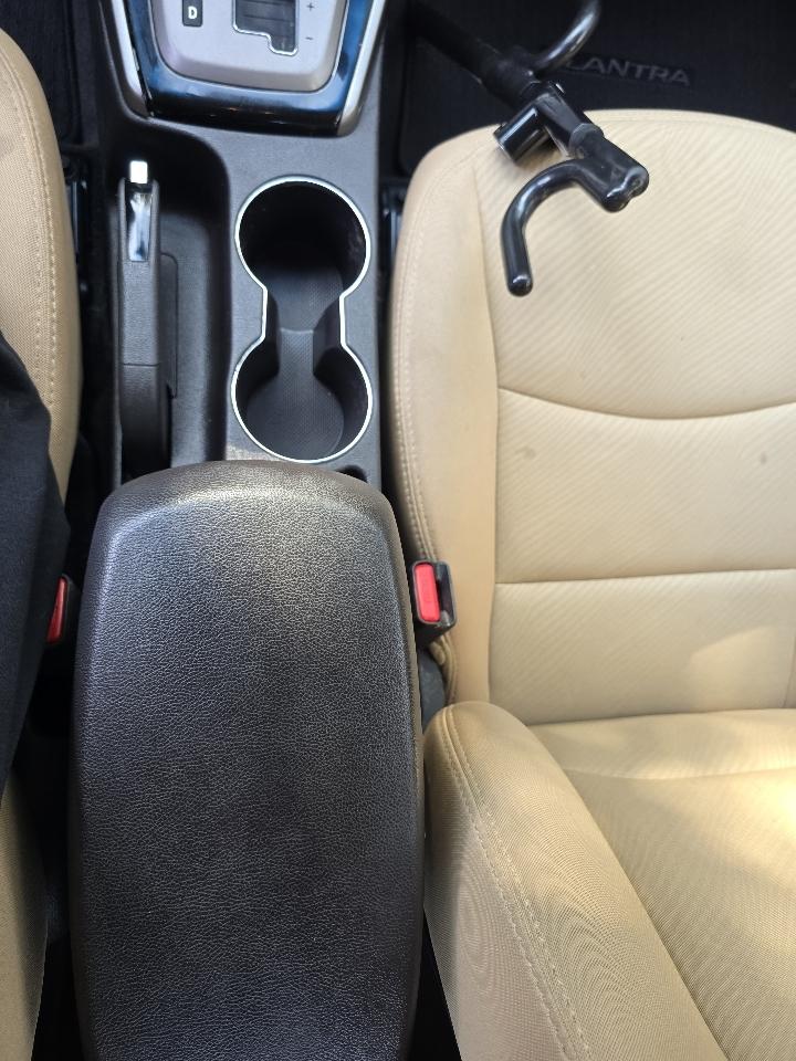 Hyundai Elantra GLS A/T 2013