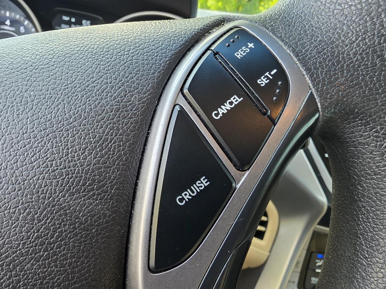 Hyundai Elantra GLS A/T 2013
