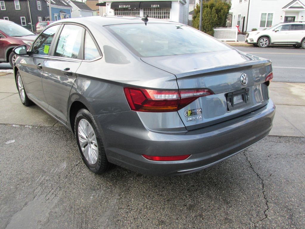 Volkswagen Jetta  2019