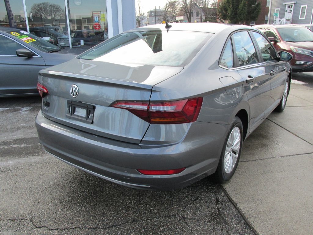 Volkswagen Jetta  2019