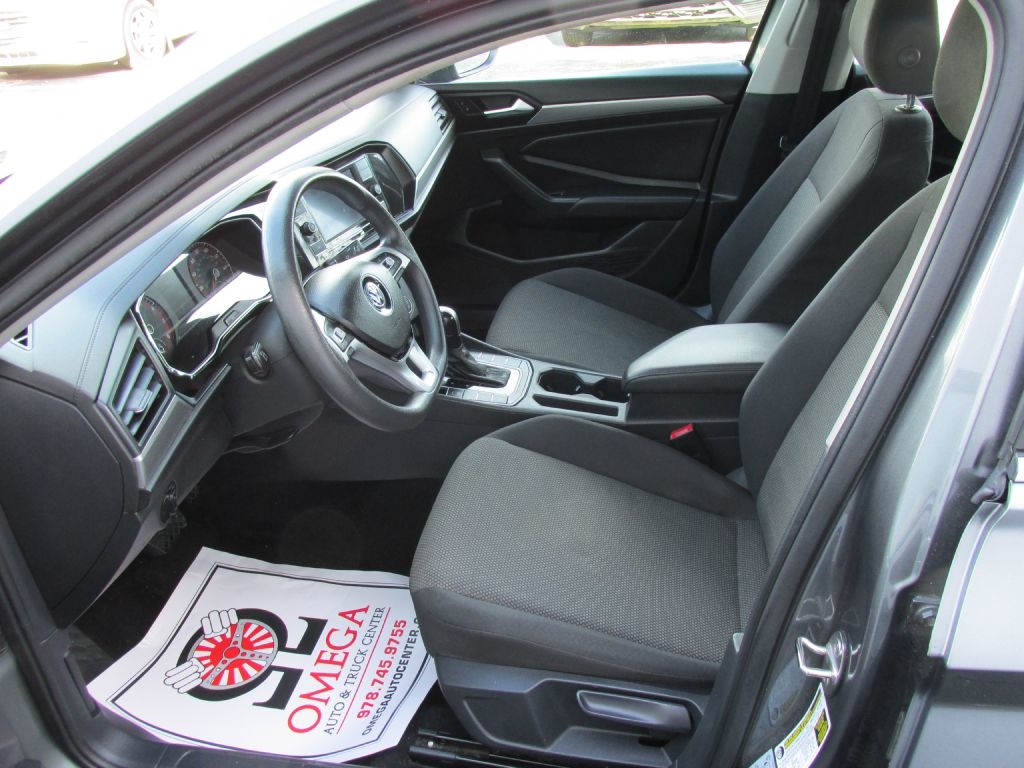 Volkswagen Jetta  2019