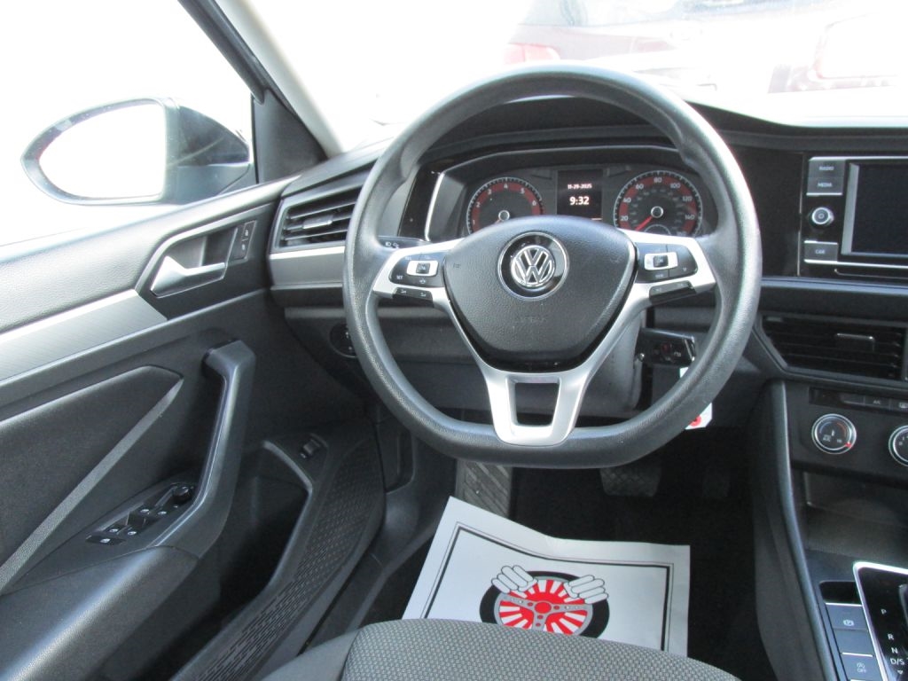 Volkswagen Jetta  2019